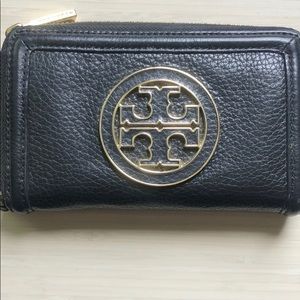 Tory Burch pebbled leather wristlet
